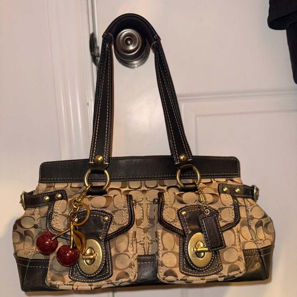 Coach Legacy Turnlock